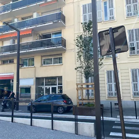 Апартаменты Studio Promenade Ницца